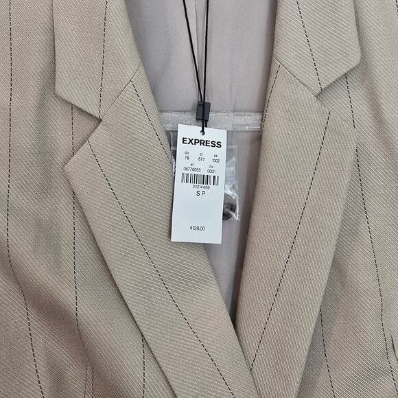NWT EXPRESS pinstripe double-breasted petite blazer womens sz 4 - Picture 7 of 7